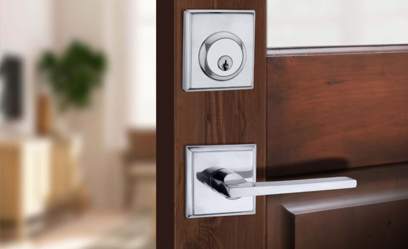 Onyx Deadbolt Set In Polished Chrome
