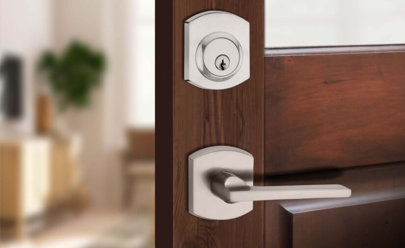 Zephyr Deadbolt Set In Brushed Nickel