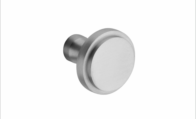 Ripon Knob 1 1/4 Inch