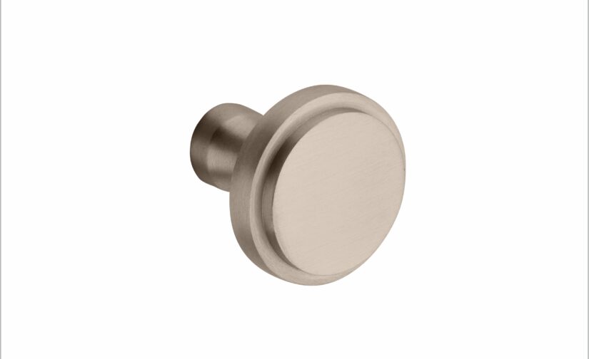 Ripon Knob 1 1/4 Inch