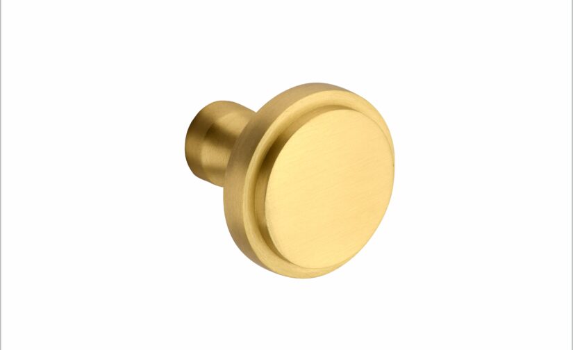 Ripon Knob 1 1/4 Inch